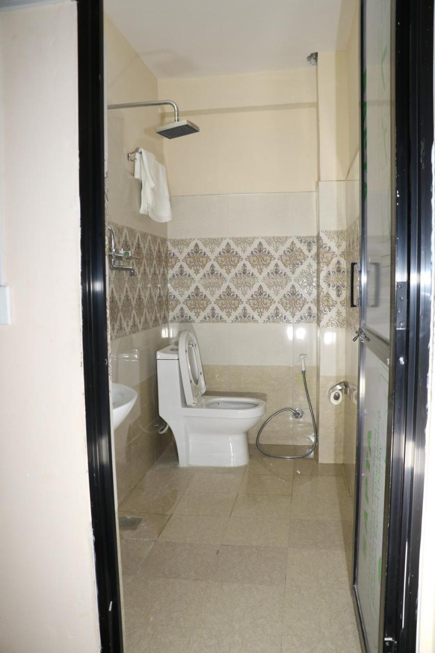 קטמנדו Rambler Hostel Pvt Ltd מראה חיצוני תמונה