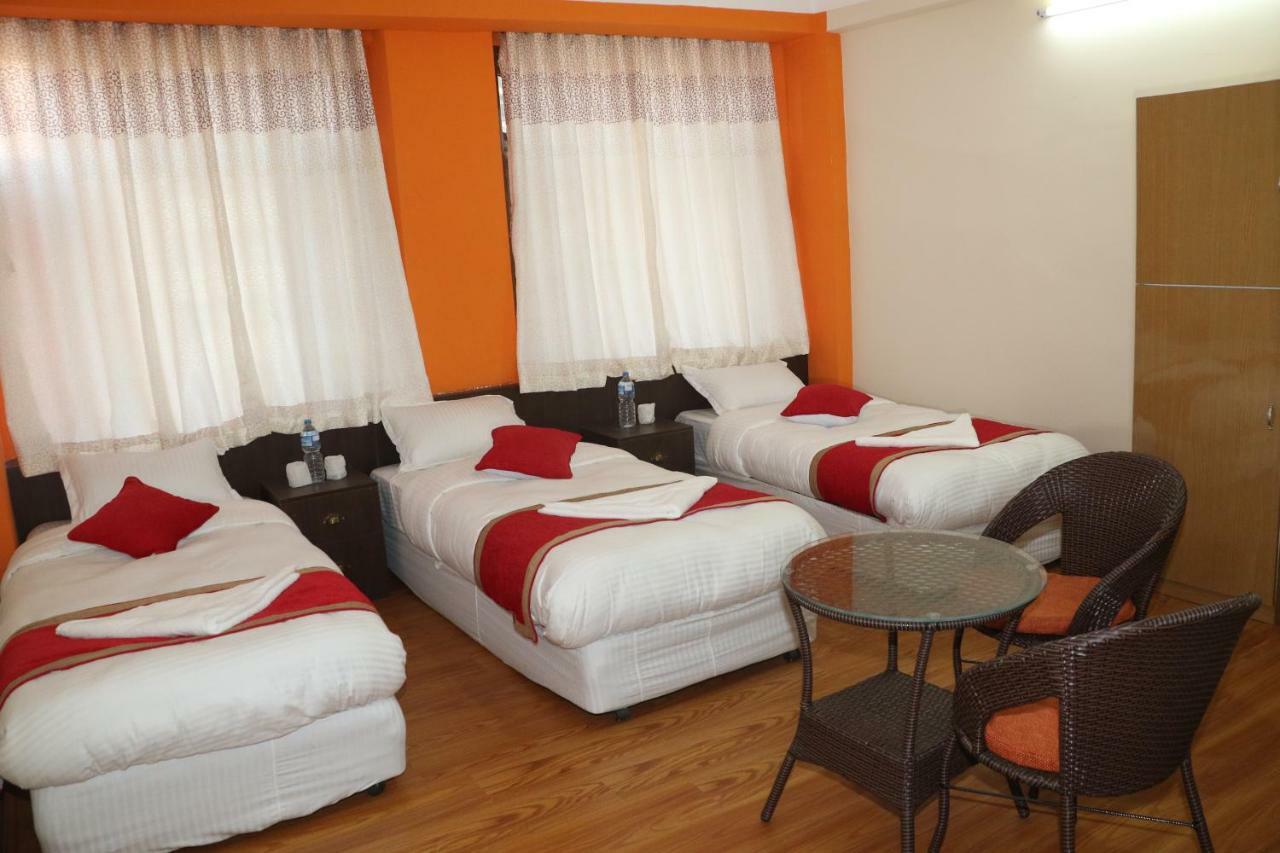 קטמנדו Rambler Hostel Pvt Ltd מראה חיצוני תמונה